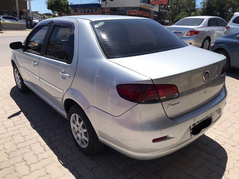 SIENA 1.0 MPI EL CELEBRATION 8V FLEX 4P MANUAL - 2011 - CAXIAS DO SUL