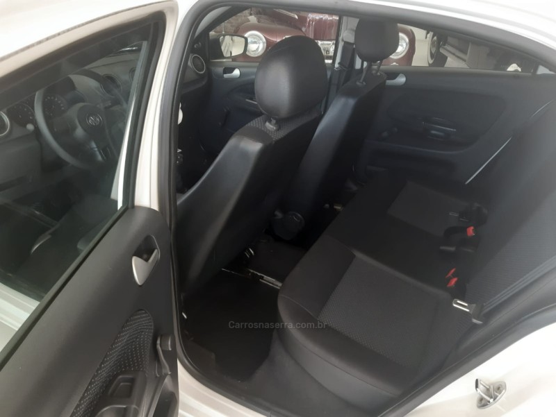 GOL 1.0 MI CITY 8V FLEX 4P MANUAL - 2015 - BOM PRINCíPIO