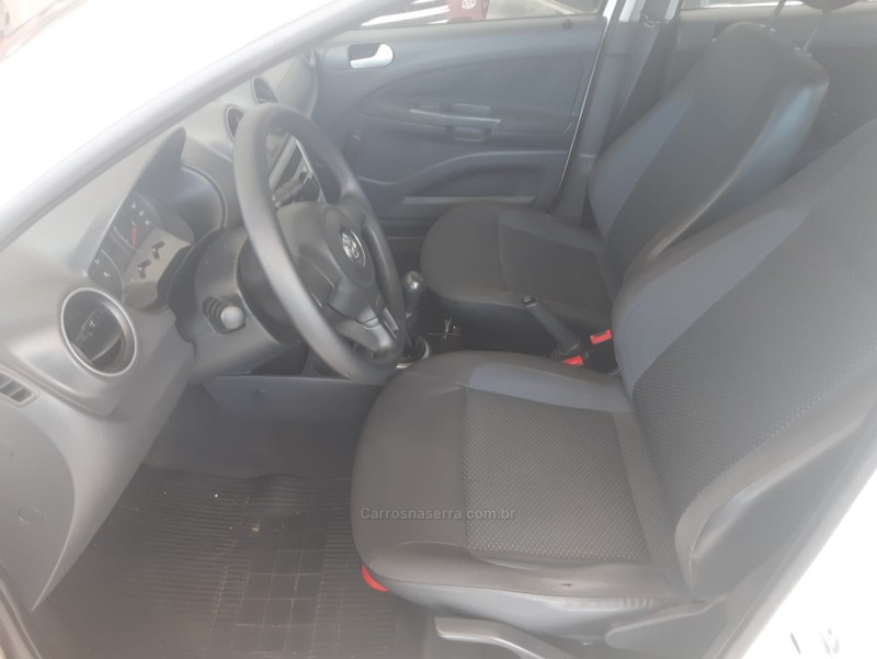 GOL 1.0 MI CITY 8V FLEX 4P MANUAL - 2015 - BOM PRINCíPIO
