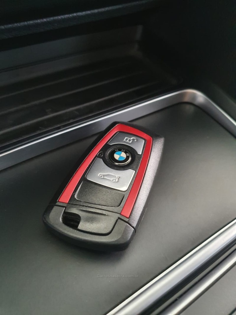 320I 2.0 GP 16V TURBO ACTIVE FLEX 4P AUTOMÁTICO - 2016 - CAXIAS DO SUL