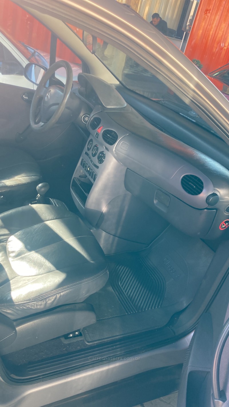 A 160 1.6 GASOLINA CLASSIC MANUAL 4P - 2000 - CAXIAS DO SUL