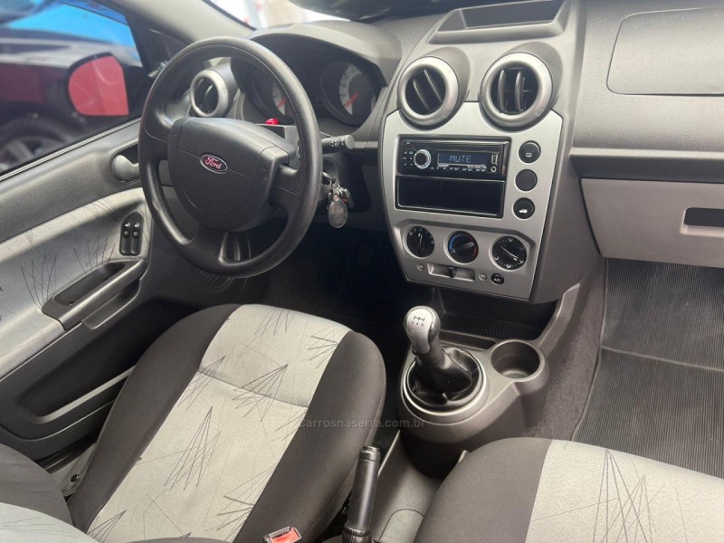 FIESTA 1.0 MPI HATCH 8V FLEX 4P MANUAL - 2010 - DOIS IRMãOS