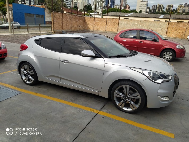 veloster 1.6 16v gasolina 3p automatico 2013 caxias do sul