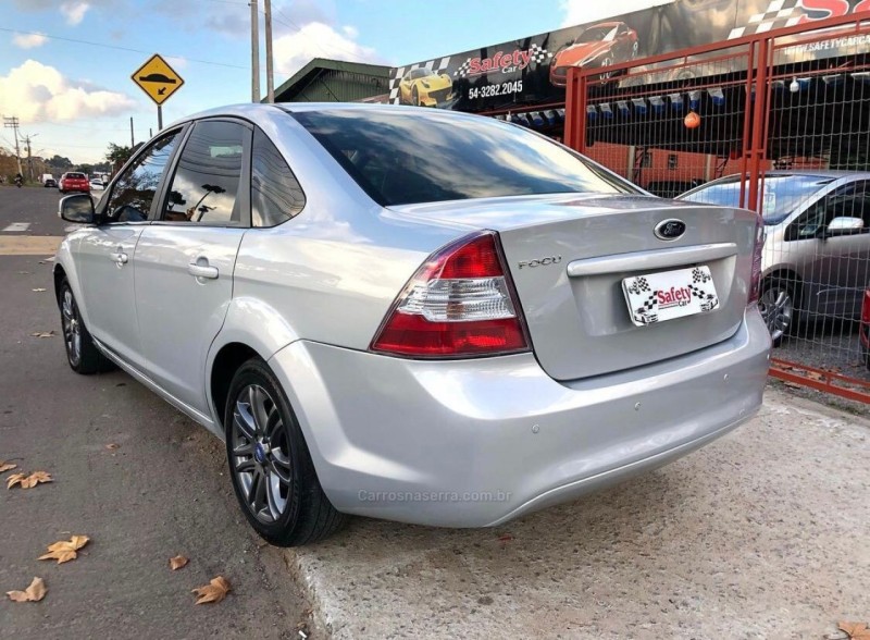 FOCUS 1.6 GLX SEDAN 16V FLEX 4P MANUAL - 2013 - CANELA