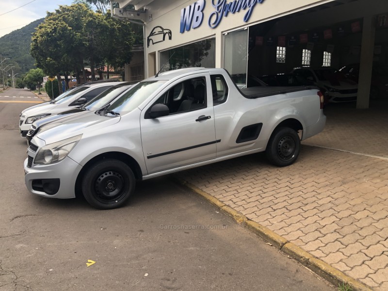MONTANA 1.4 MPFI LS CS 8V FLEX 2P MANUAL