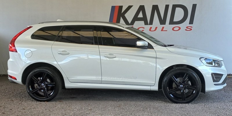 XC60 2.0 T5 R DESIGN TURBO GASOLINA 4P AUTOMÁTICO - 2016 - CAXIAS DO SUL