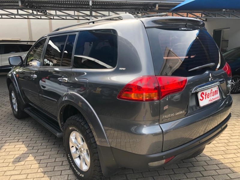 PAJERO DAKAR 3.2 HPE 4X4 7 LUGARES 16V TURBO INTERCOOLER DIESEL 4P AUTOMÁTICO - 2012 - FELIZ