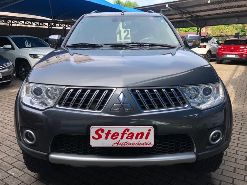 PAJERO DAKAR 3.2 HPE 4X4 7 LUGARES 16V TURBO INTERCOOLER DIESEL 4P AUTOMÁTICO - 2012 - FELIZ