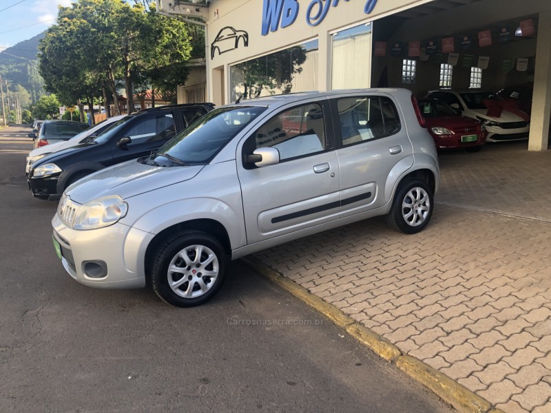 uno 1.0 vivace 8v flex 4p manual 2012 vale real
