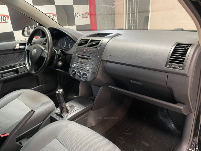 POLO SEDAN 1.6 MI 8V FLEX 4P MANUAL - 2012 - NOVO HAMBURGO