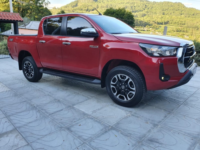 hilux 2.8 srv 4x4 cd 16v diesel 4p automatico 2022 bom principio