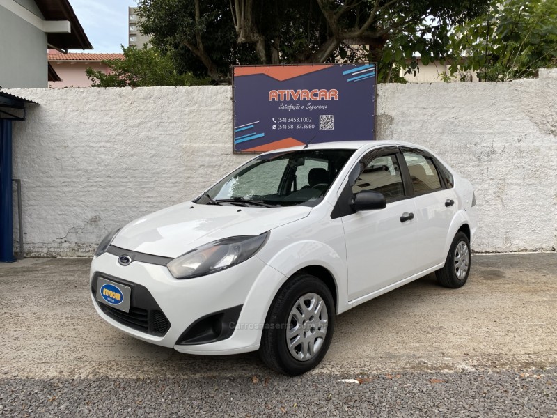 FIESTA 1.6 ROCAM SE SEDAN 8V FLEX 4P MANUAL