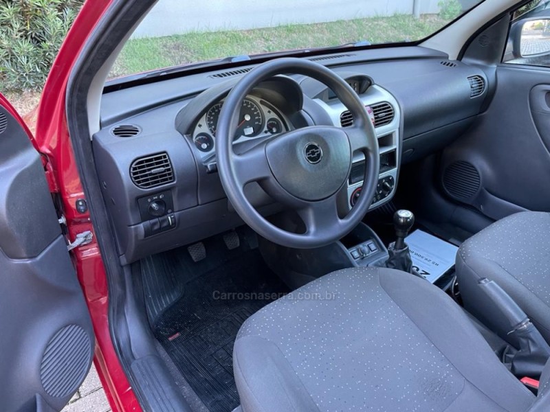 CORSA 1.4 MPFI PREMIUM 8V FLEX 4P MANUAL - 2010 - CAXIAS DO SUL