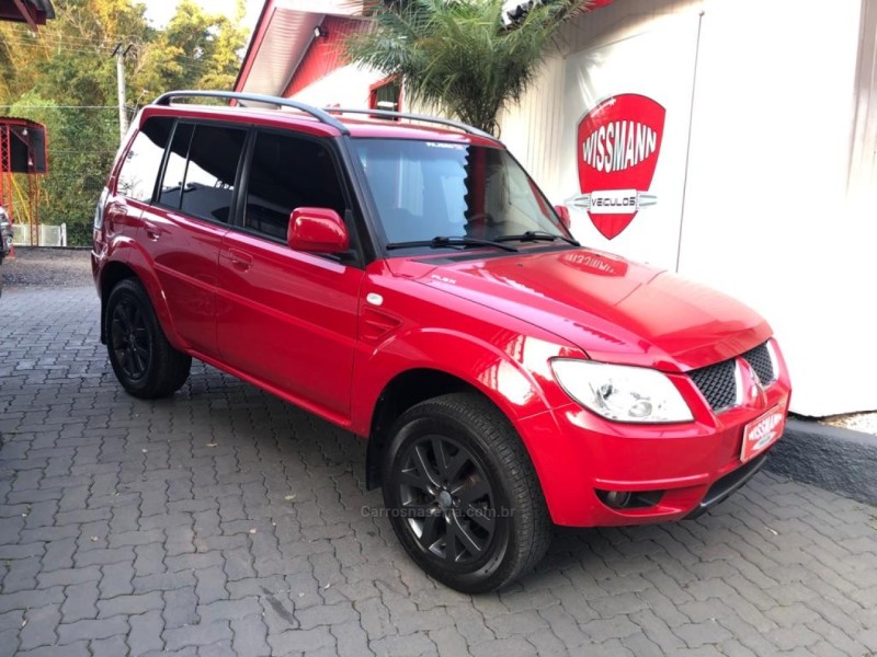 PAJERO TR4 2.0 4X4 16V 140CV FLEX 4P AUTOMÁTICO