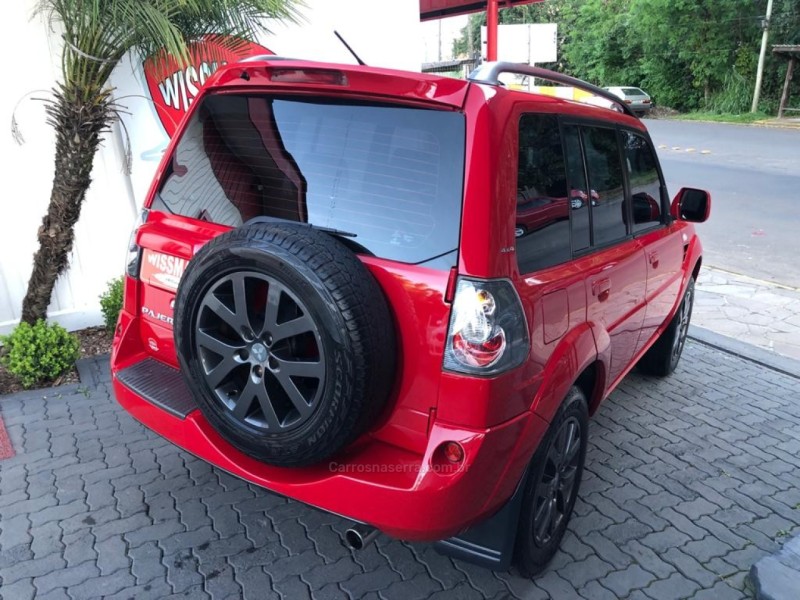 PAJERO TR4 2.0 4X4 16V 140CV FLEX 4P AUTOMÁTICO - 2011 - TRêS COROAS