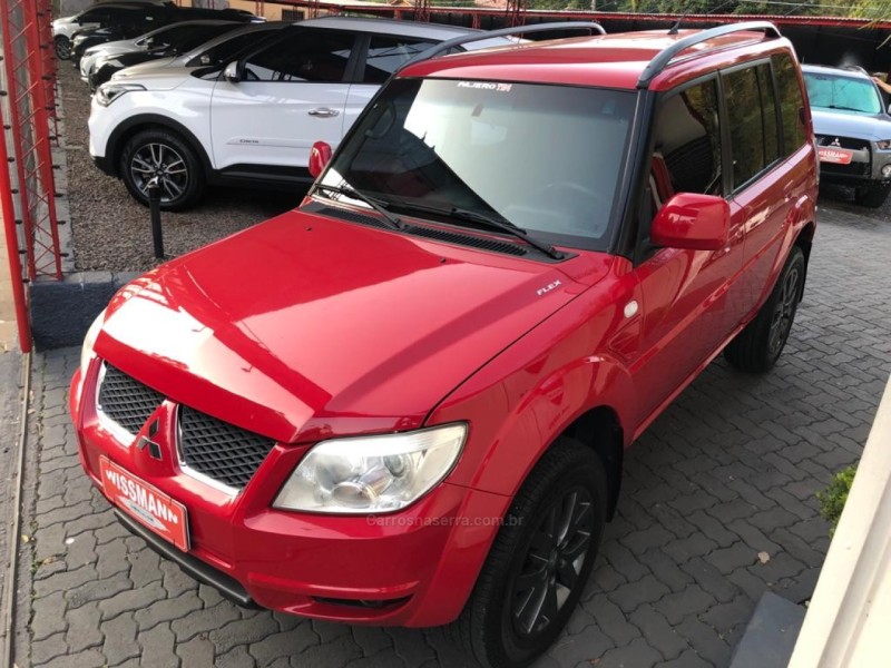 PAJERO TR4 2.0 4X4 16V 140CV FLEX 4P AUTOMÁTICO - 2011 - TRêS COROAS
