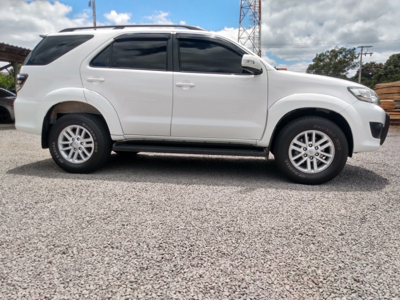 HILUX SW4 2.7 SR 4X2 16V GASOLINA 4P AUTOMÁTICO - 2015 - CAXIAS DO SUL