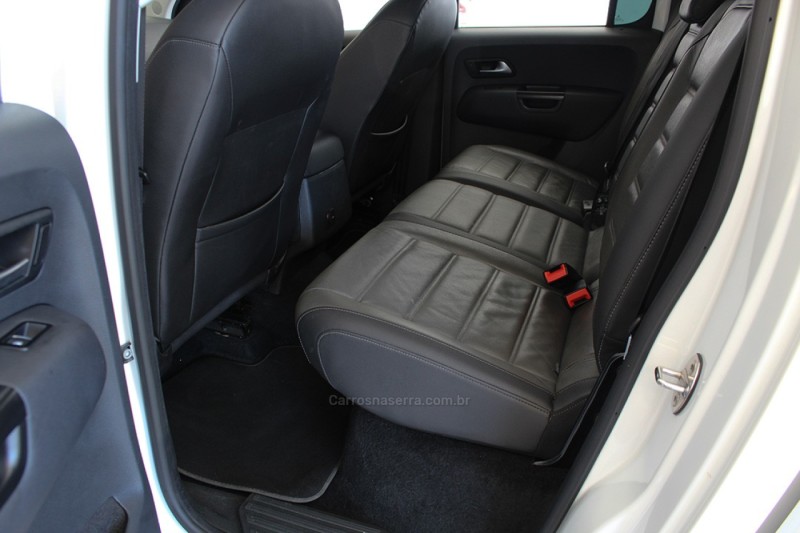 AMAROK 3.0 V6 TDI HIGHLINE CD DIESEL 4MOTION AUTOMÁTICO - 2019 - BENTO GONçALVES
