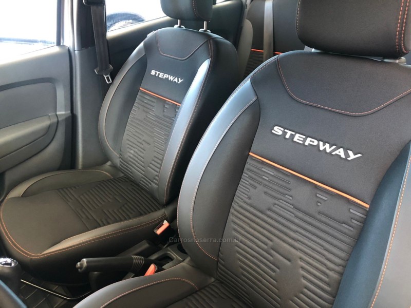 SANDERO 1.6 STEPWAY ZEN 16V FLEX 4P MANUAL - 2020 - IGREJINHA
