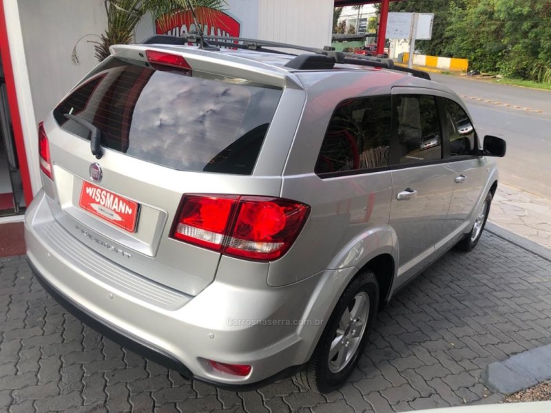 FREEMONT 2.4 PRECISION 16V GASOLINA 4P AUTOMÁTICO - 2012 - TRêS COROAS
