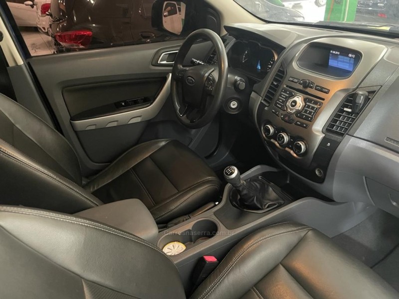 RANGER 2.3 XLT 16V 4X2 CD GASOLINA 4P MANUAL - 2013 - SAPUCAIA DO SUL