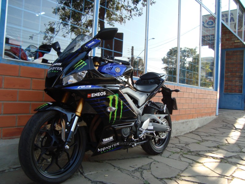 YZF R3 - 2020 - FLORES DA CUNHA