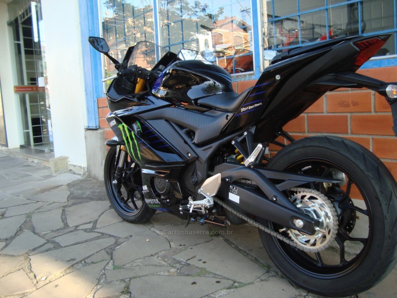 YZF R3 - 2020 - FLORES DA CUNHA