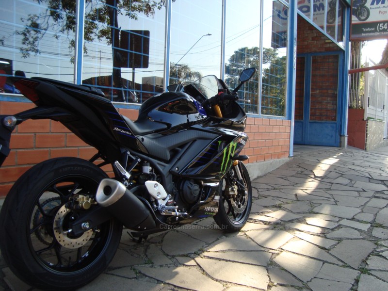 YZF R3 - 2020 - FLORES DA CUNHA