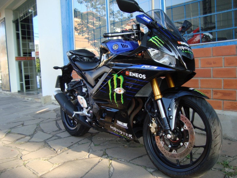 YZF R3 - 2020 - FLORES DA CUNHA
