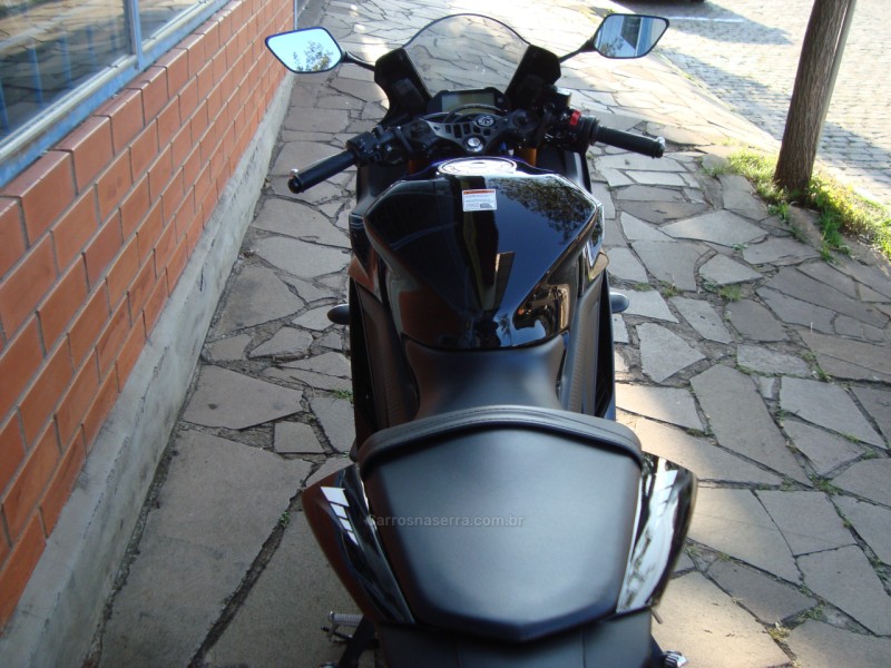 YZF R3 - 2020 - FLORES DA CUNHA