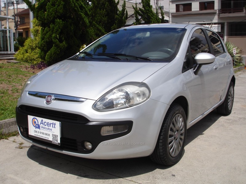 PUNTO 1.4 ATTRACTIVE 8V FLEX 4P MANUAL