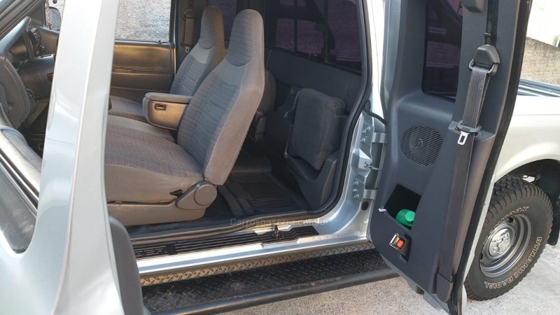 RANGER 2.5 XL 4X2 CD 8V TURBO INTERCOOLER DIESEL 4P MANUAL - 2001 - CAXIAS DO SUL