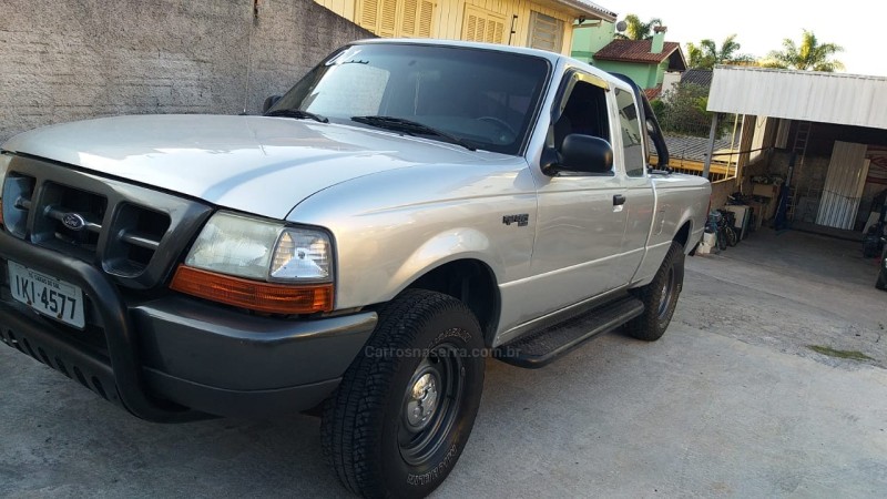 RANGER 2.5 XL 4X2 CD 8V TURBO INTERCOOLER DIESEL 4P MANUAL - 2001 - CAXIAS DO SUL