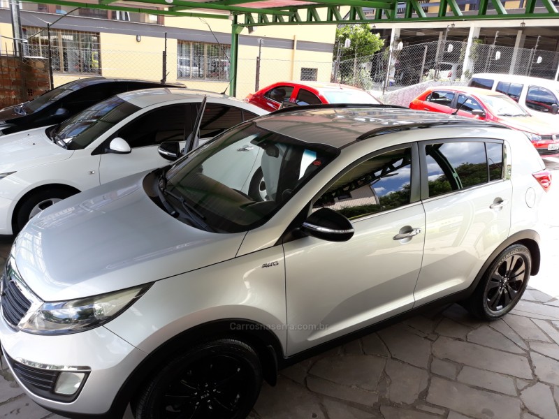 sportage 2.0 ex 4x4 16v gasolina 4p automatico 2011 caxias do sul