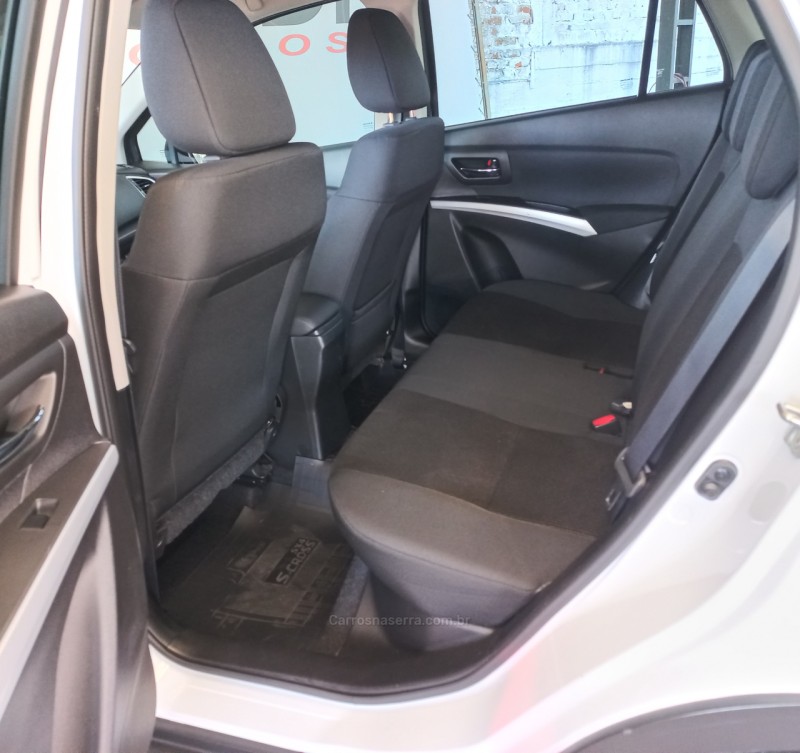 S-CROSS 1.6 16V VVT GASOLINA GLX 4P AUTOMÁTICO - 2017 - CAXIAS DO SUL