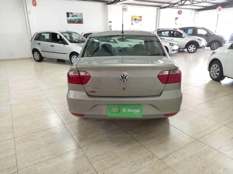 VOYAGE 1.0 MI TRENDLINE 8V FLEX 4P MANUAL - 2016 - CAXIAS DO SUL