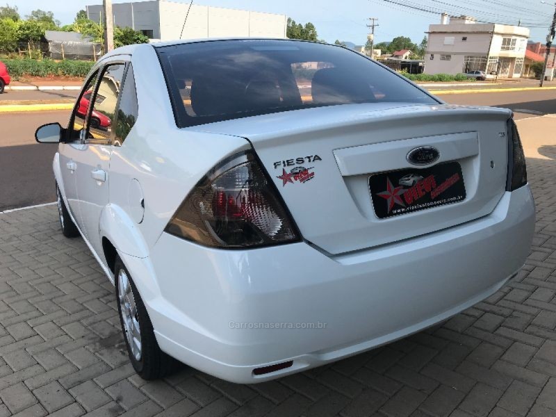 FIESTA 1.6 SEL SEDAN 16V FLEX 4P MANUAL  - 2014 - TEUTôNIA