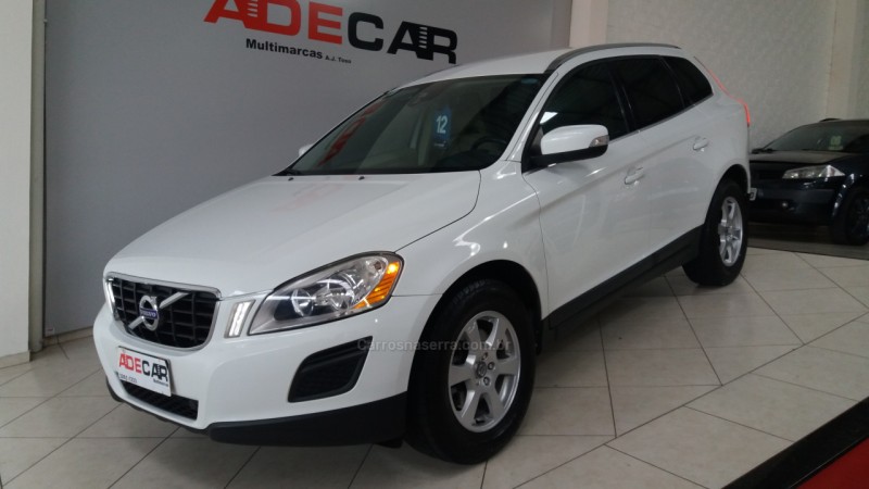 XC60 2.0 T5 COMFORT FWD TURBO GASOLINA 4P AUTOMÁTICO - 2012 - FARROUPILHA