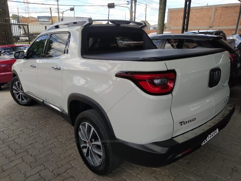 TORO 2.0 16V TURBO DIESEL VOLCANO 4WD AUTOMÁTICO - 2020 - CAXIAS DO SUL