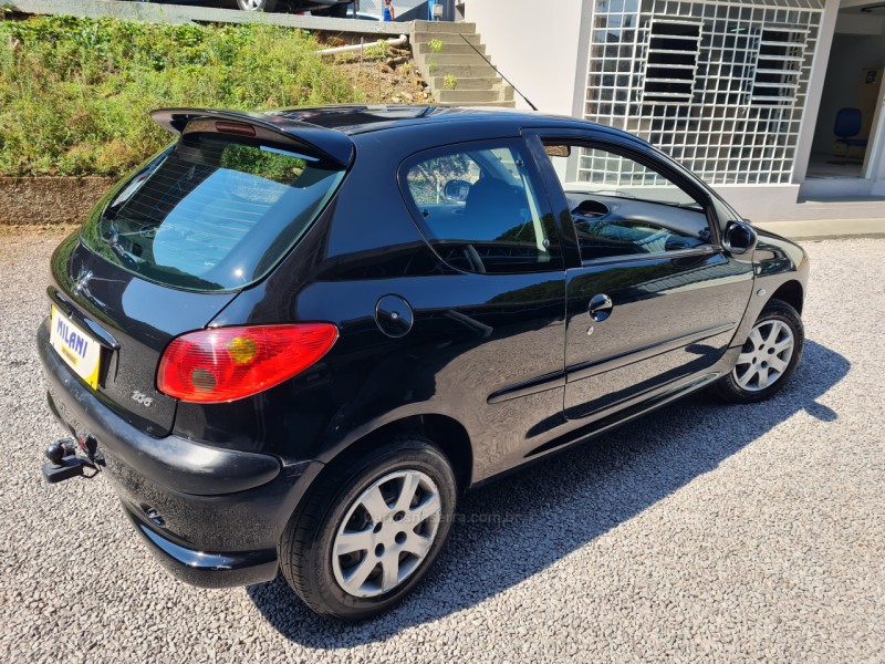 206 1.0 SENSATION 16V GASOLINA 2P MANUAL - 2004 - BENTO GONçALVES