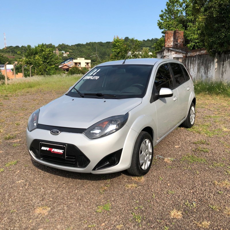 FIESTA 1.6 ROCAM HATCH 8V FLEX 4P MANUAL - 2011 - PAROBé