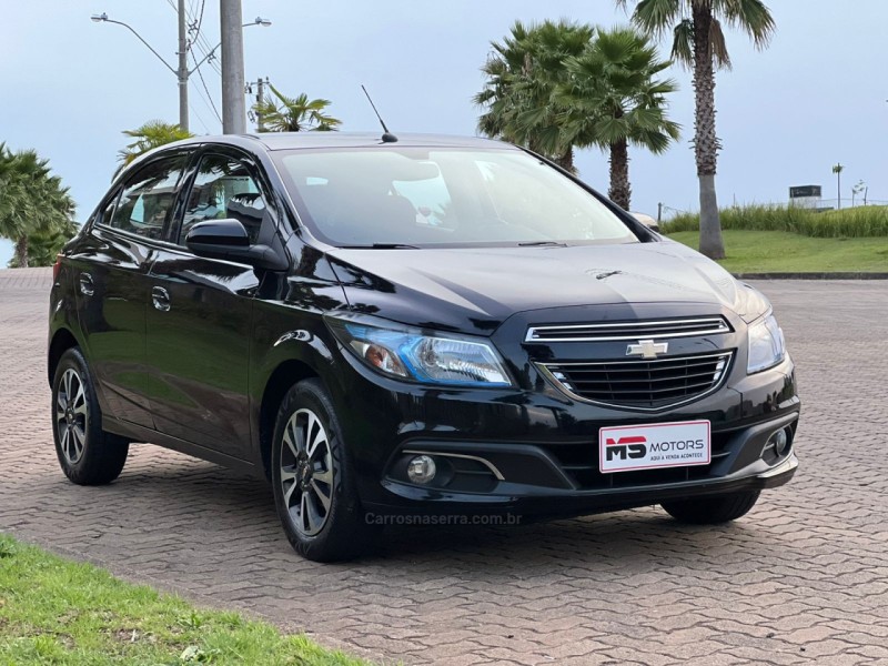 ONIX 1.4 MPFI LTZ 8V FLEX 4P MANUAL - 2014 - NOVO HAMBURGO