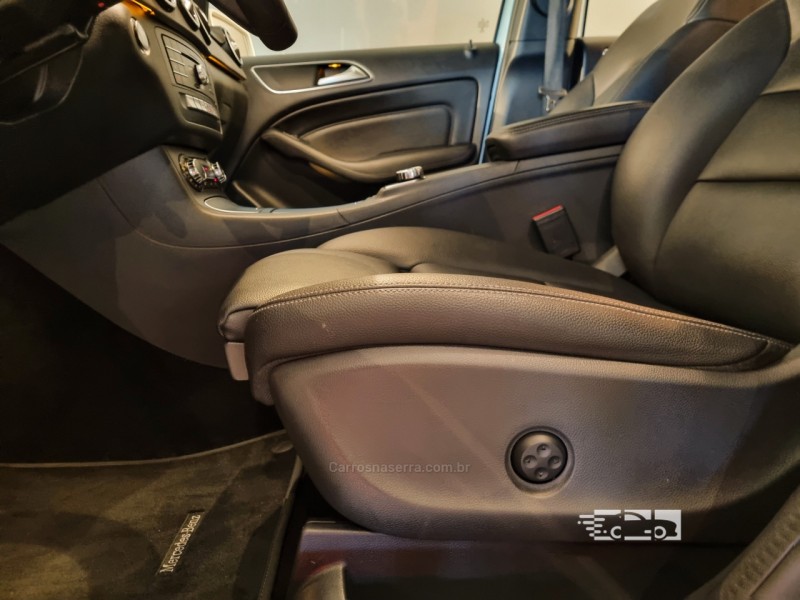 B 200 1.6 TURBO 16V FLEX 4P AUTOMATIZADO - 2017 - BENTO GONçALVES