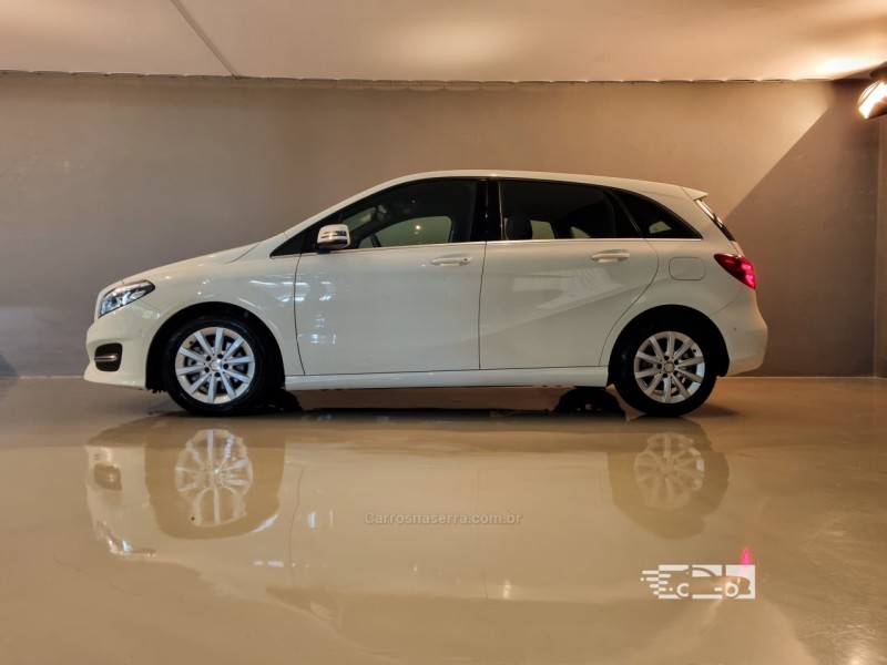B 200 1.6 TURBO 16V FLEX 4P AUTOMATIZADO - 2017 - BENTO GONçALVES