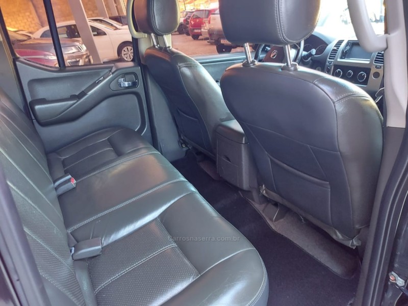 FRONTIER 2.5 SV ATTACK 4X4 CD TURBO ELETRONIC DIESEL 4P AUTOMÁTICO - 2016 - CAXIAS DO SUL