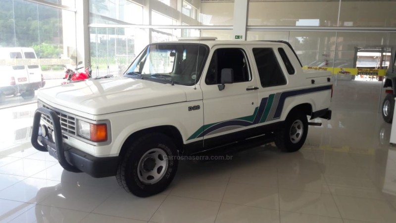 D20 4.0 CUSTOM S CD 8V DIESEL 2P MANUAL