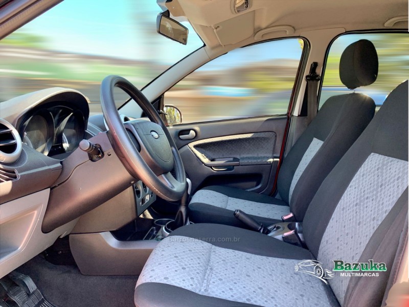 FIESTA 1.6 MPI CLASS 8V GASOLINA 4P MANUAL - 2013 - NOVO HAMBURGO