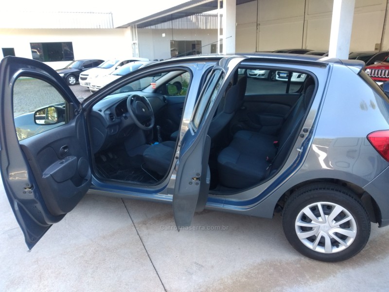 SANDERO 1.0 AUTHENTIQUE 12V FLEX 4P MANUAL - 2018 - CAXIAS DO SUL