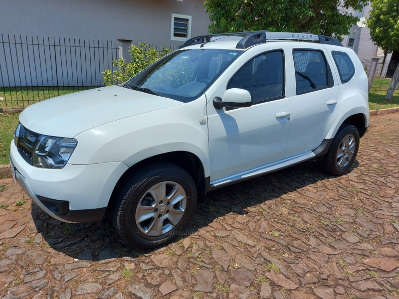 DUSTER 1.6 DYNAMIQUE 4X2 16V FLEX 4P MANUAL - 2018 - DOIS IRMãOS