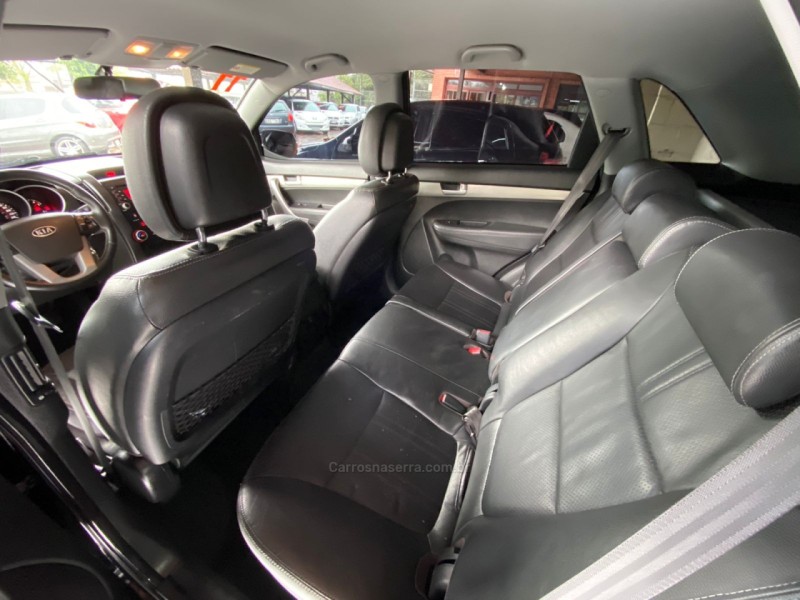 SORENTO 2.4 EX2 4X2 16V GASOLINA 4P AUTOMÁTICO - 2011 - CAXIAS DO SUL